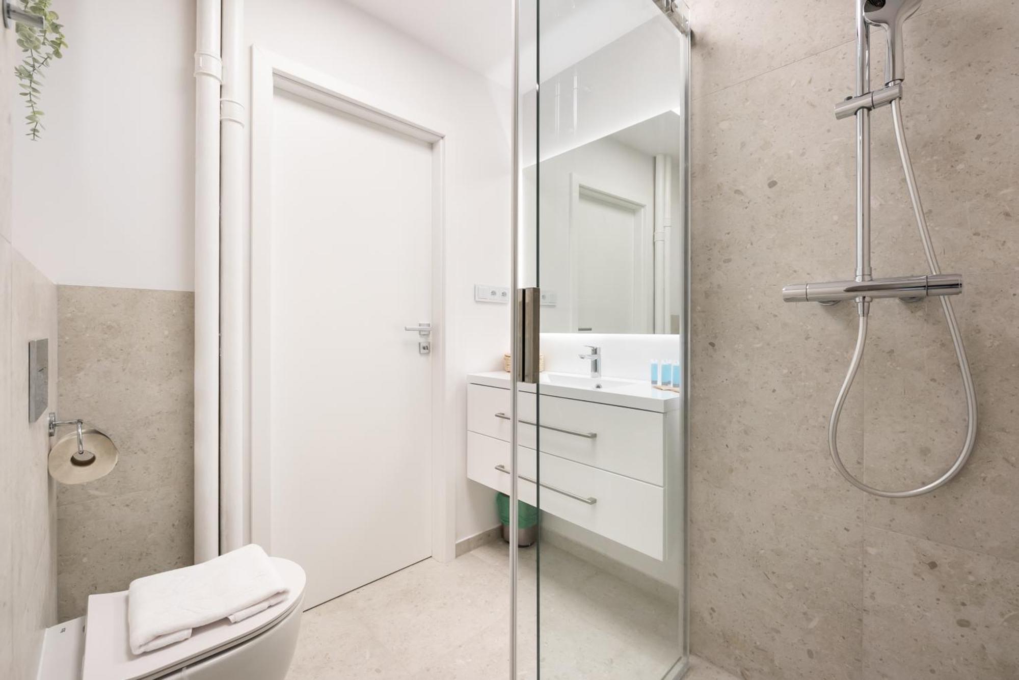 Saska Kepa 2-bedroom Appartamento Varsavia